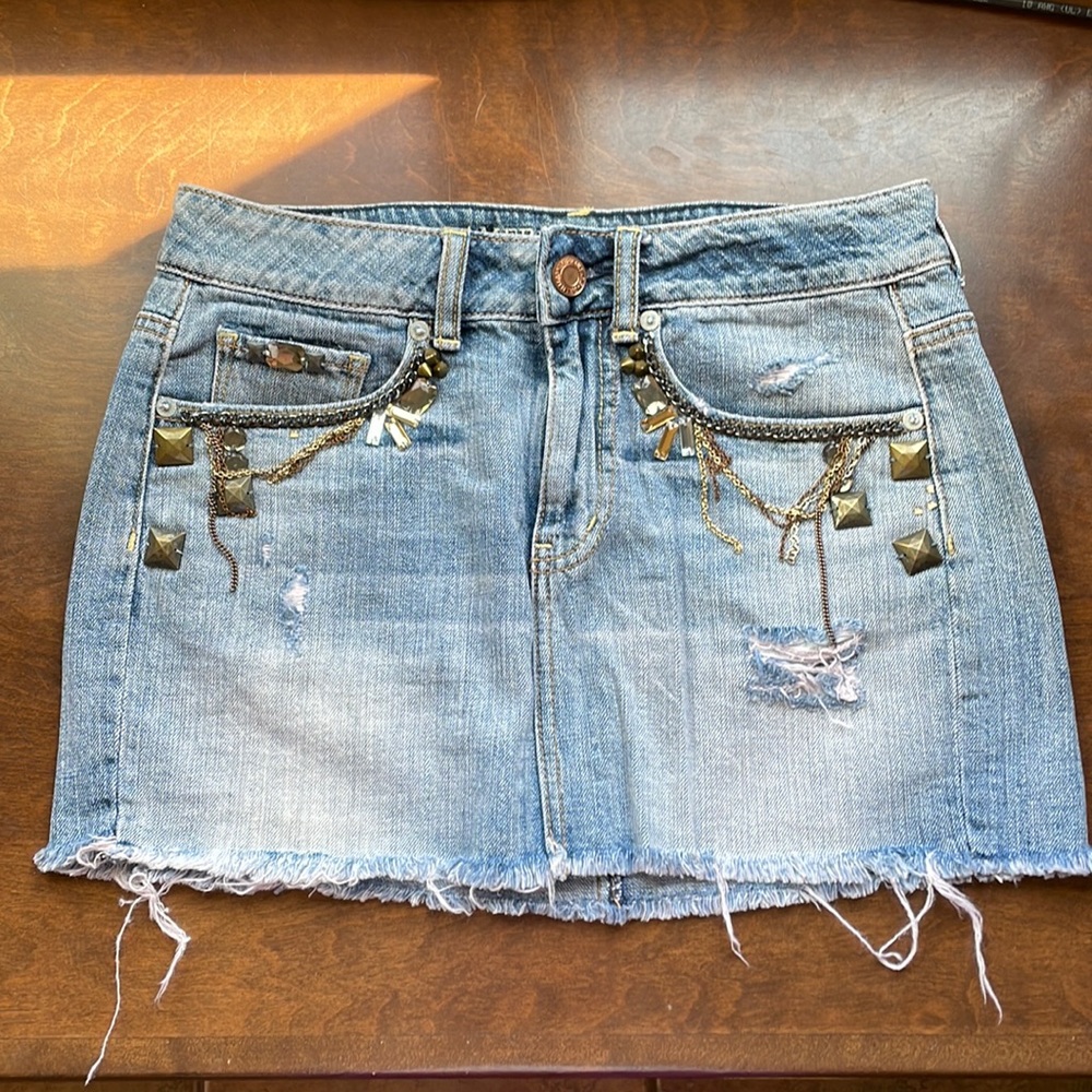 American Eagle Embellished Mini Denim Skirt Size 6